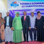 Wasiir ku xigeenka Wasaaradda Dhallinyarada iyo Isboortiga Xildhibaan Dahabo Susow Maxamud oo ka qeybgashay shirweynaha 9aad ee Xiriirka Soomaaliyeed ee Kubadda Kolayga kaas oo lagu doortay hoggaanka sare ee Xiriirka.